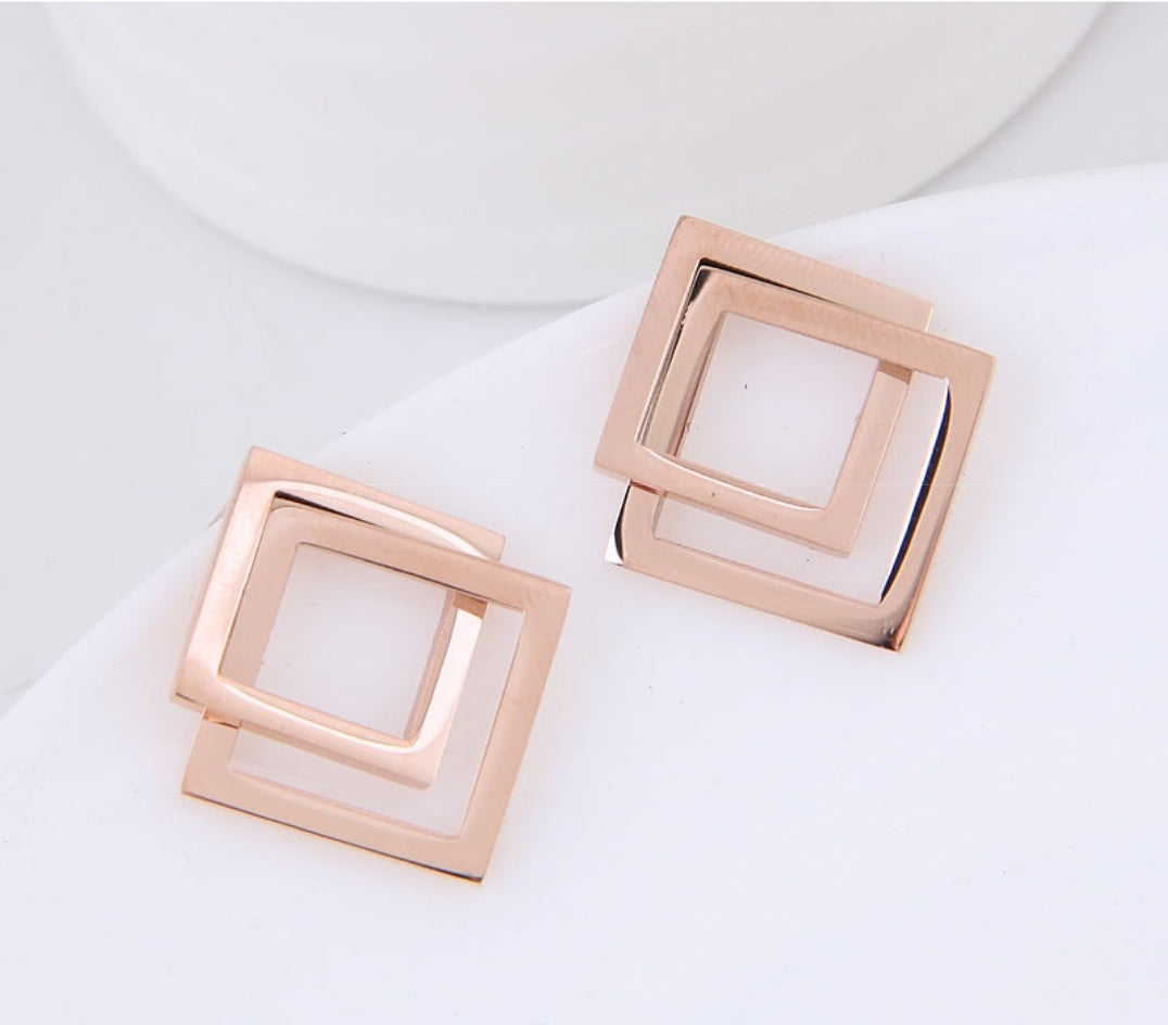 Rose Gold Square Earrings